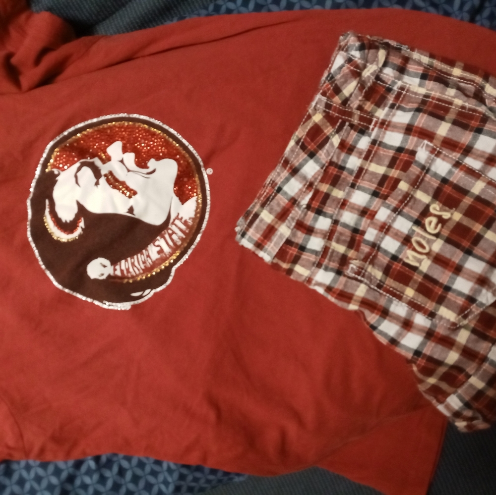 Seminole shirt and shorts